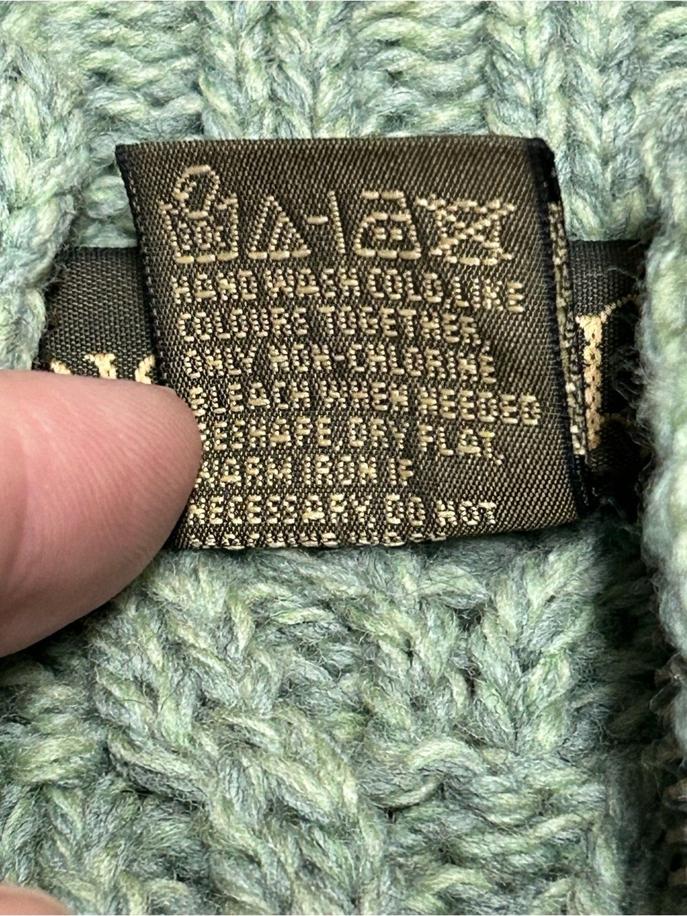 Irish Inis Crafts green wool cable knit full zip cardigan, M - Picture 9 of 11